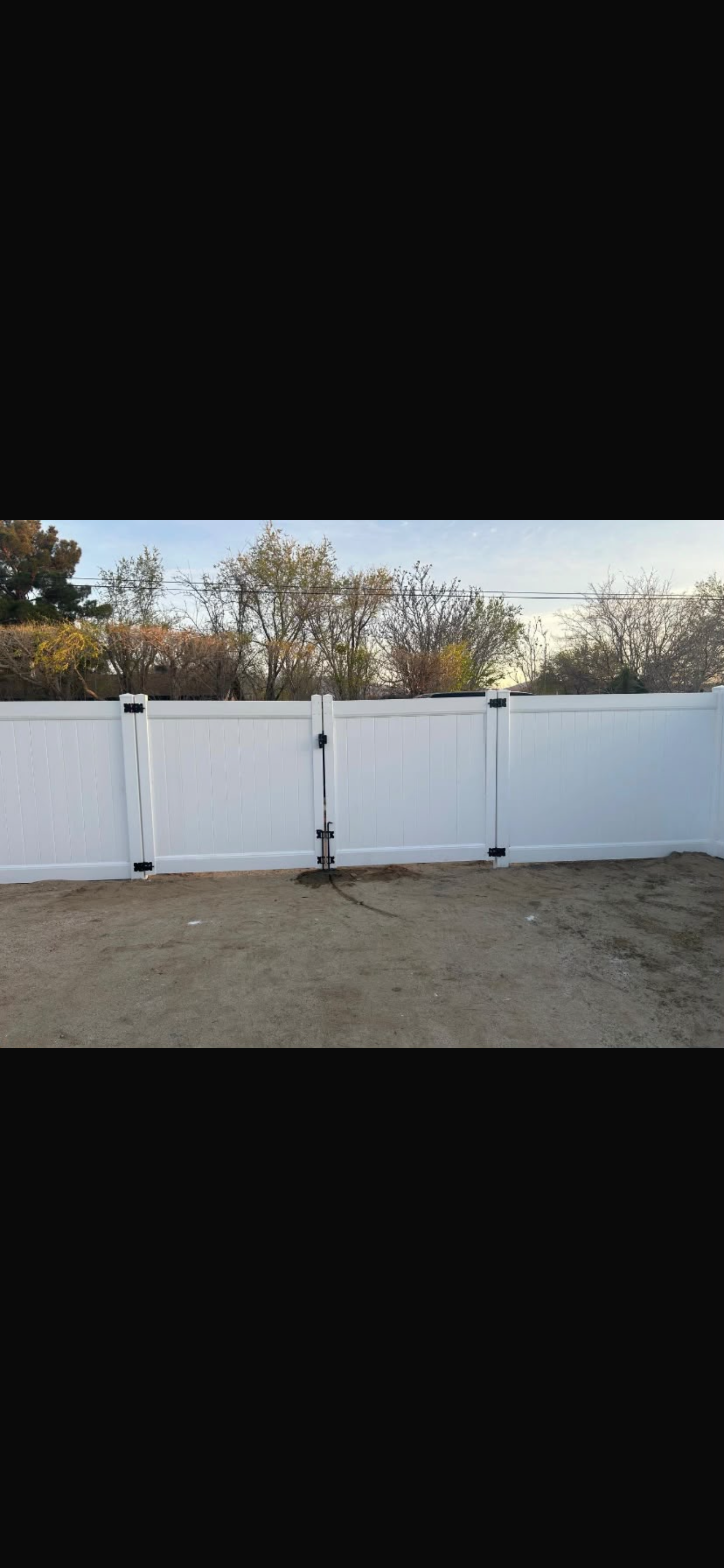 Why Vinyl Fencing and Double Gates Are a Great Choice for Your Home